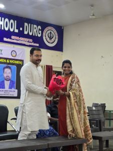 खालसा पब्लिक हायर से. स्कूल